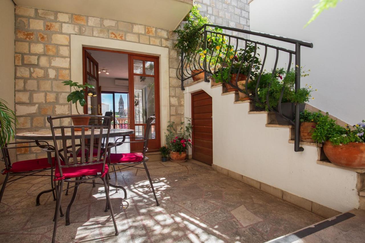 Mike Apartamento Makarska Exterior foto